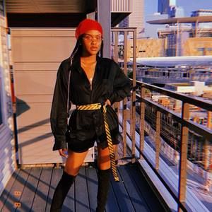 Meet your Posher, Monique